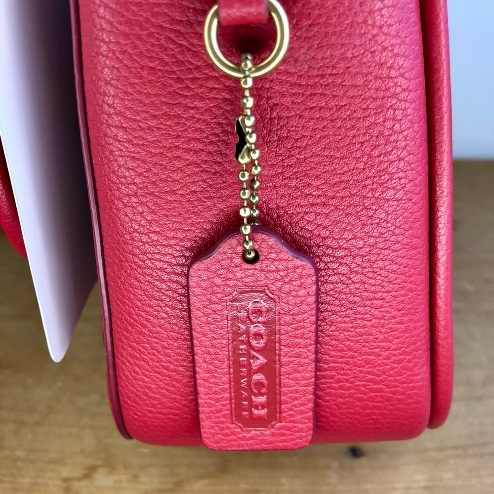 S⭕️LD‼️New Coach Pebbled Leather Rambler Red Apple - Picture 7 of 8